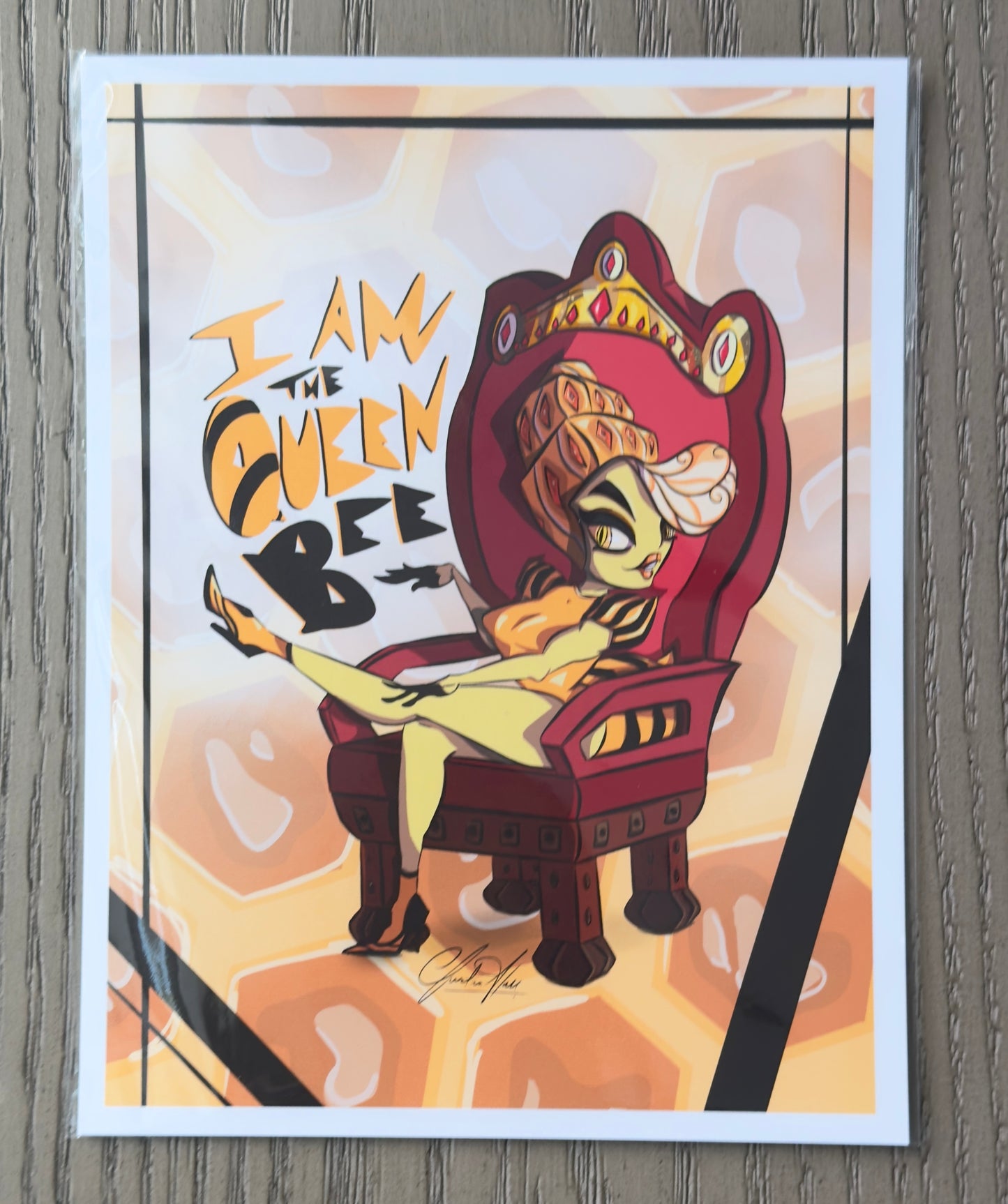 Queen Bee Mini Print